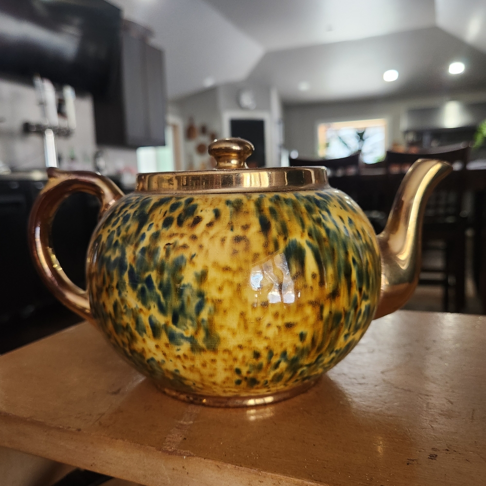 Vintage 1940s Gibsons Gold and Green Ceramic Teapot - Mid Century Staffordshire